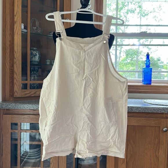 Cream Summer Crepe Overall Shorts - Picture 1 of 7